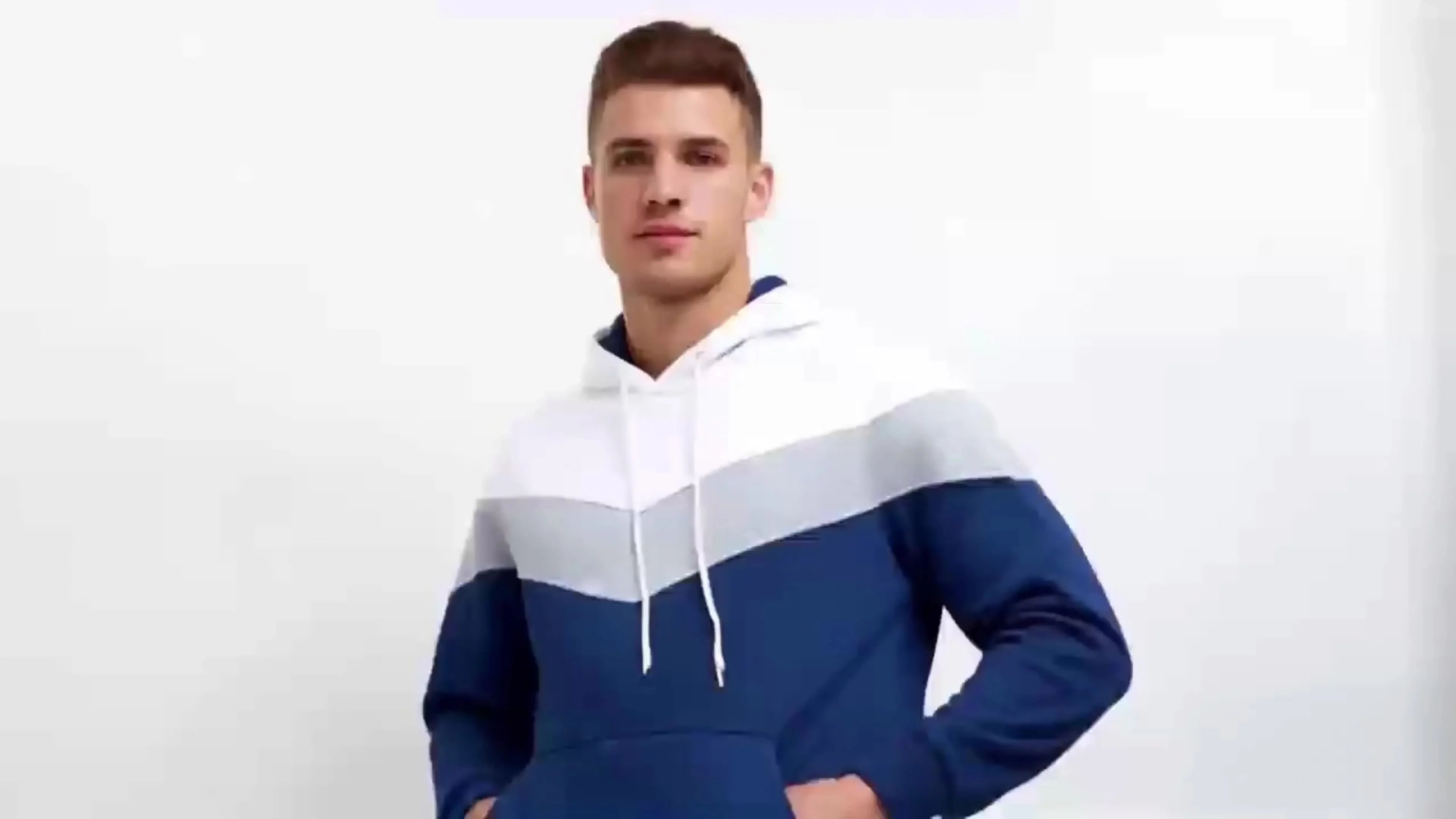 Herre hoodie | Komfortabel trøje med hætte og kængurulomme