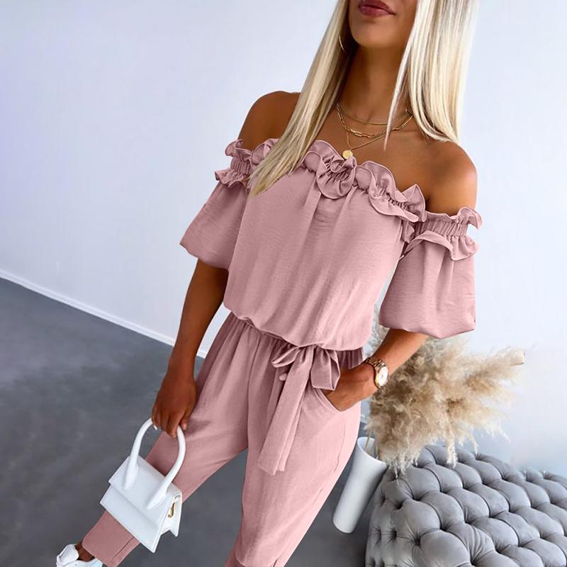 Damejumpsuit med korte ærmer | off-shoulder hals og bindebælte