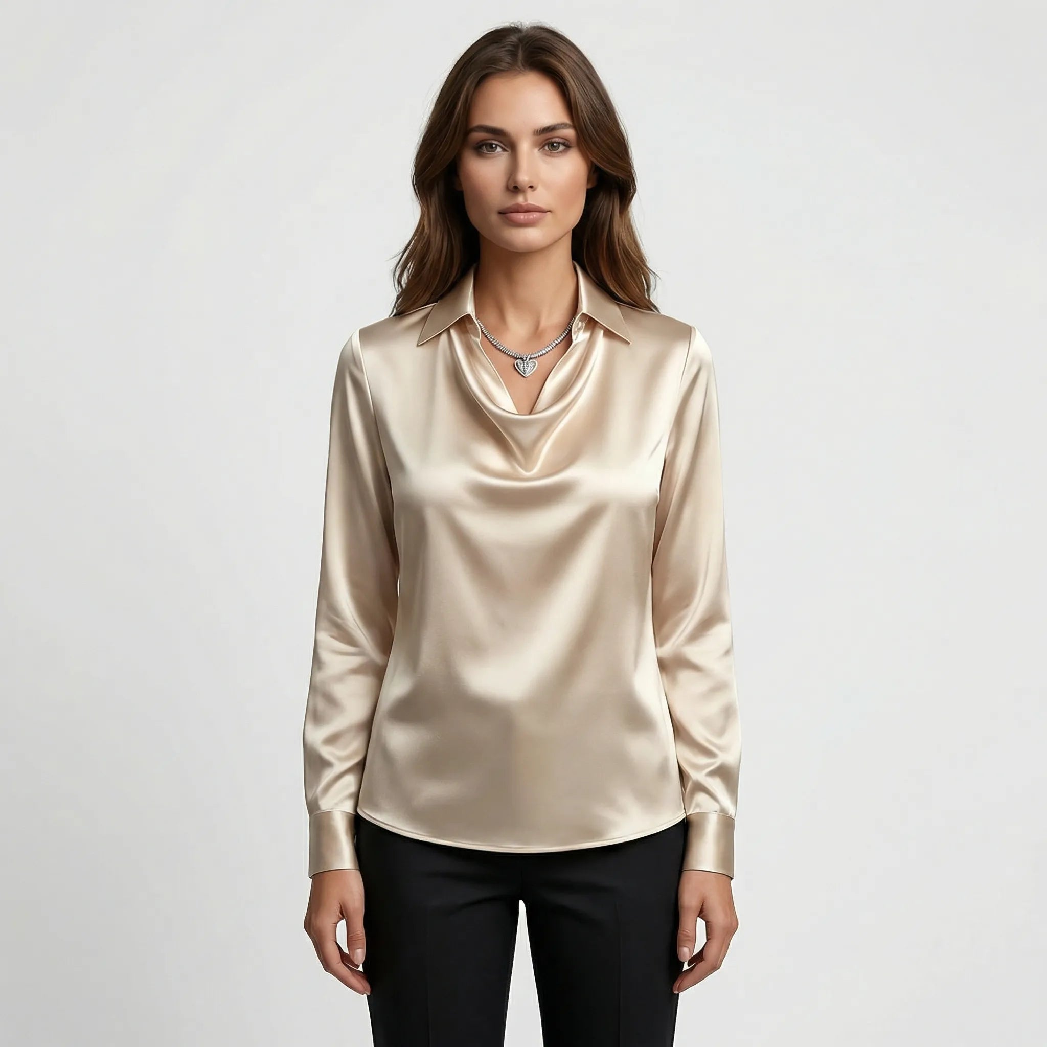 Elegant satintop dame | Stilfuld bluse med krave
