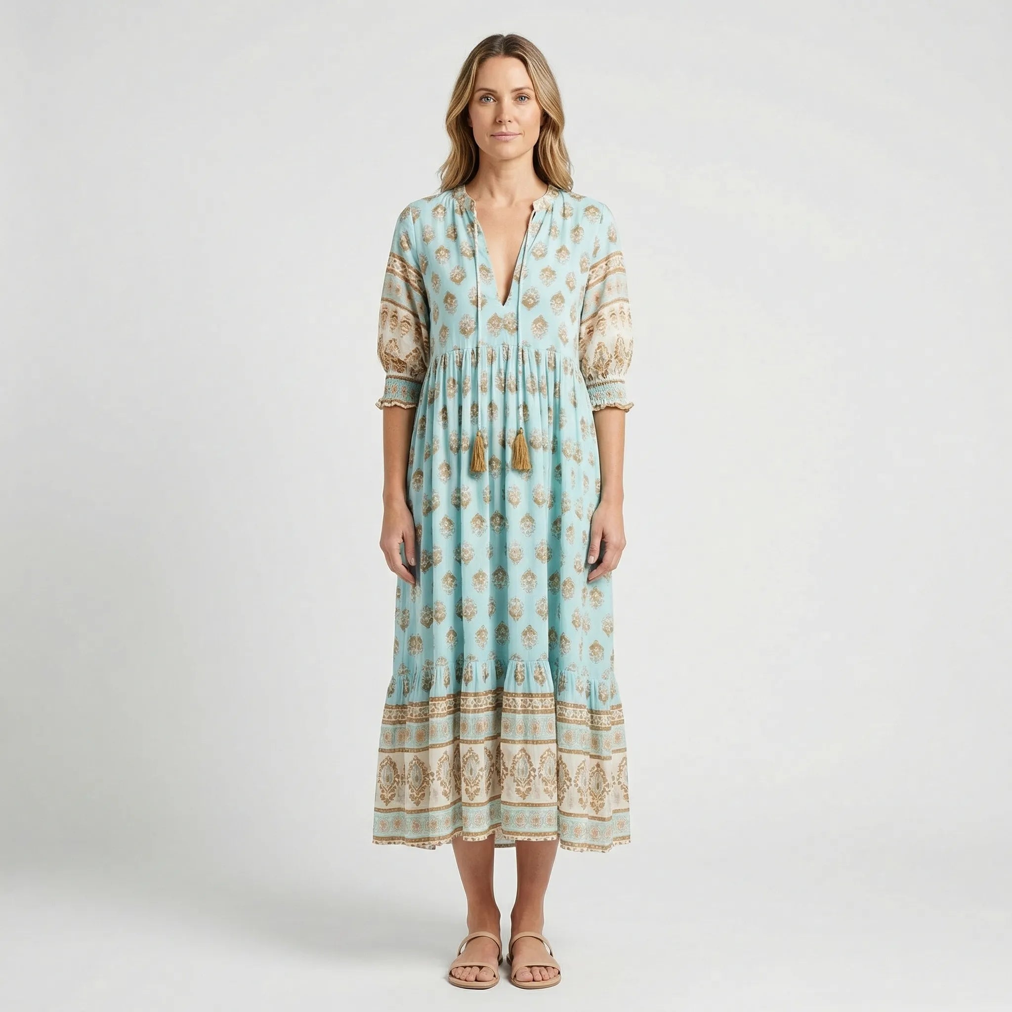 Kjole med V-hals dame | Løstsiddende pasform