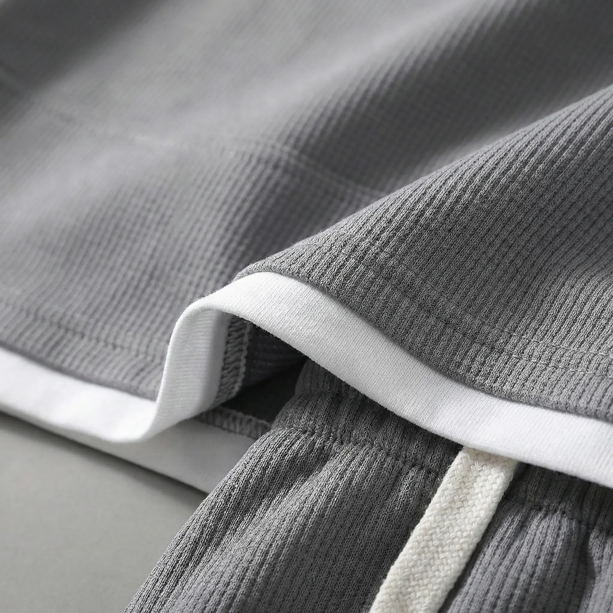 Loungewear-sæt til mænd | Relaxed fit t-shirt og bukser
