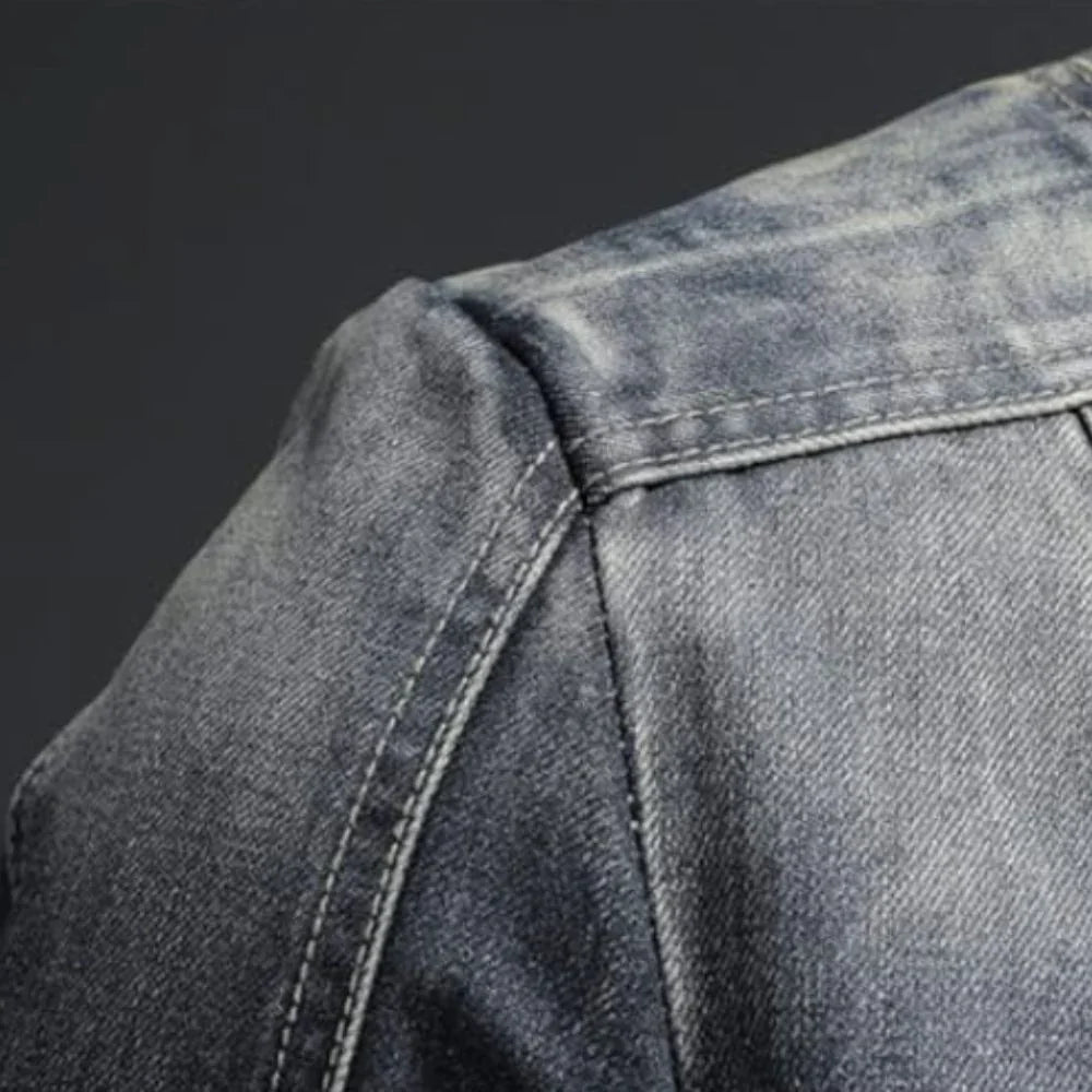 RICK | RETRO DENIMJAKKE MED LYNLÅS TIL HERRER
