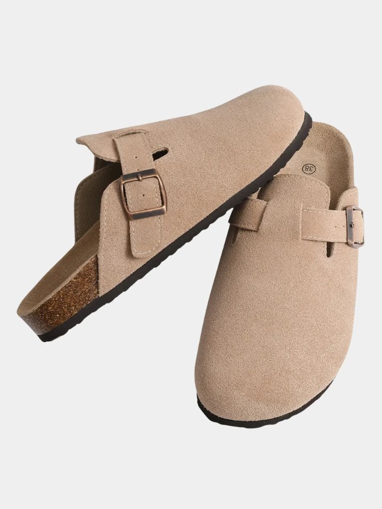 Klassiske lukkede herresandaler med spænde og komfortsål