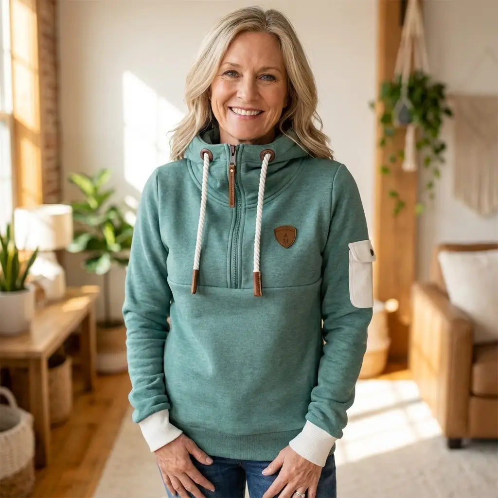 Komfortabel damehættetrøje med lynlås og blødt fleecefor