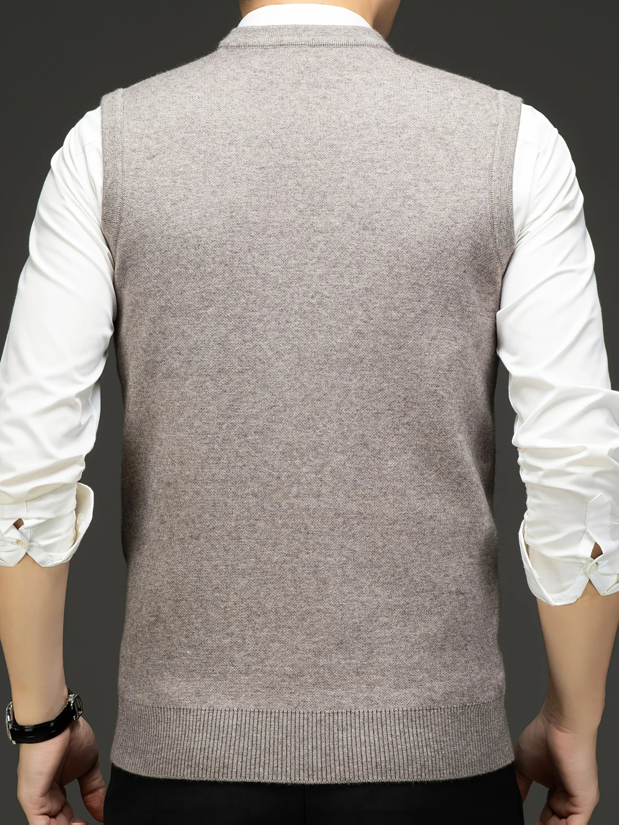 Herre pullover | Strikket v-hals pullover med diamantmønster