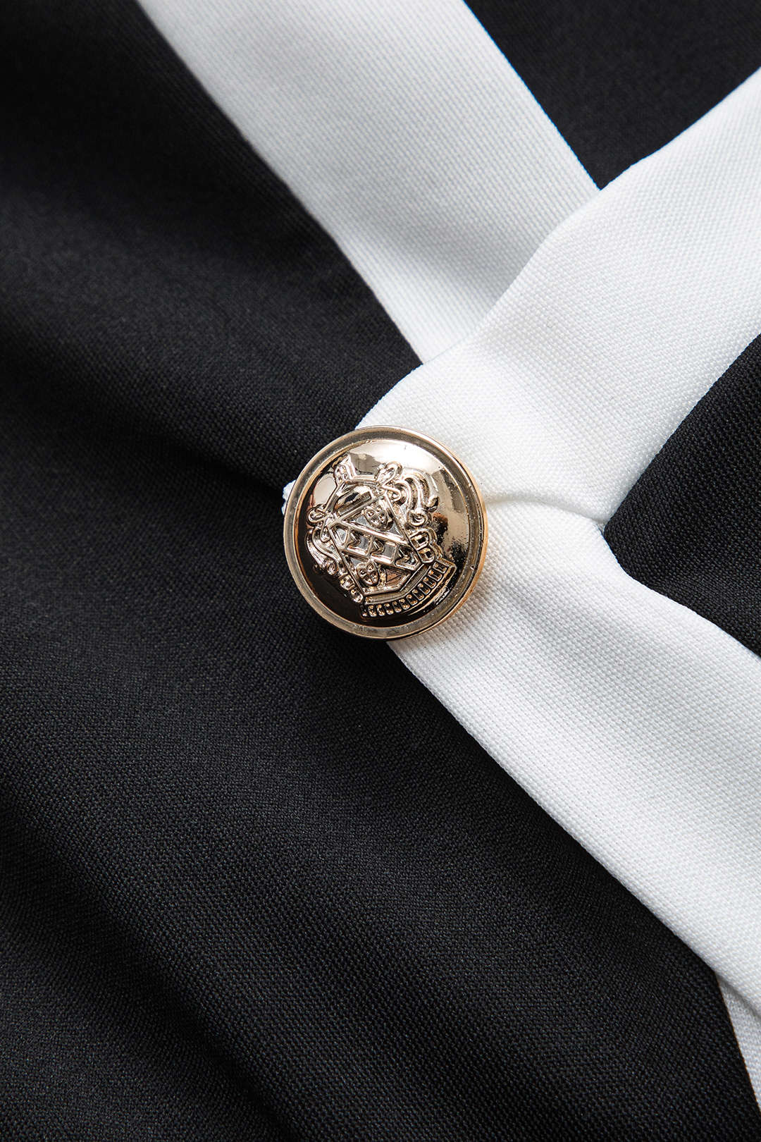 Elegant ærmeløs jumpsuit med høj talje og flatterende pasform