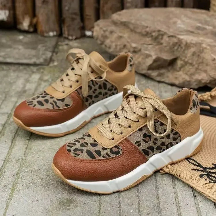 Stilfulde dames sneakers med dyreprint og komfortabel pasform