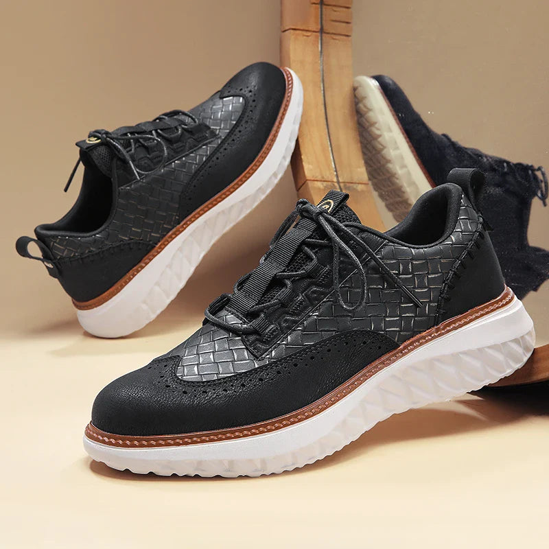 Herresneakers | Oxford sneaker med præget detalje og dæmpende sål