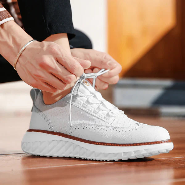 Herresneakers | Oxford sneaker med præget detalje og dæmpende sål