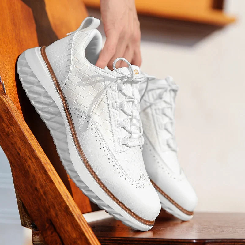 Herresneakers | Oxford sneaker med præget detalje og dæmpende sål