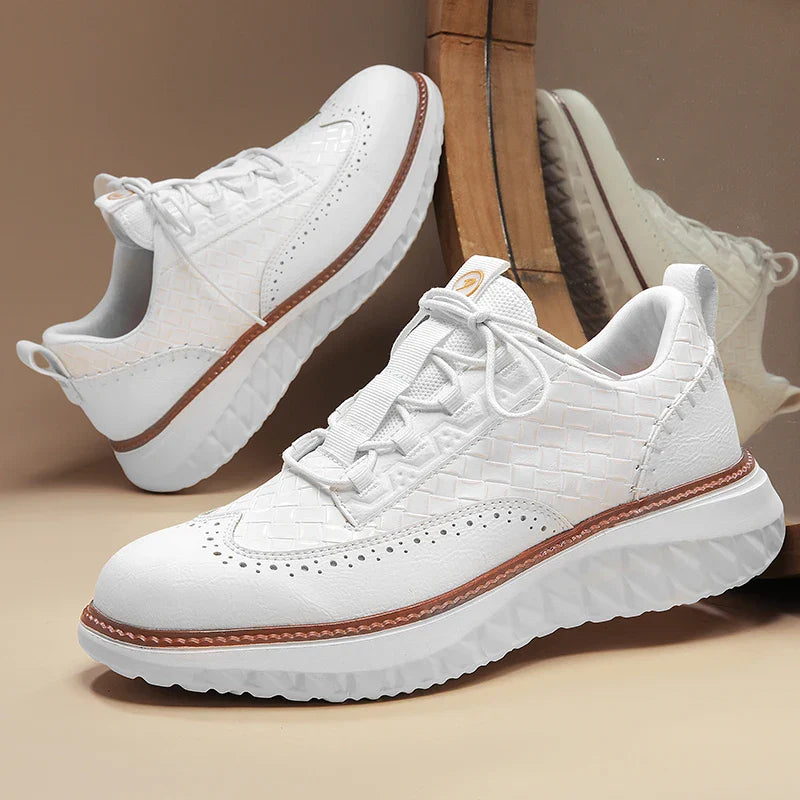 Herresneakers | Oxford sneaker med præget detalje og dæmpende sål