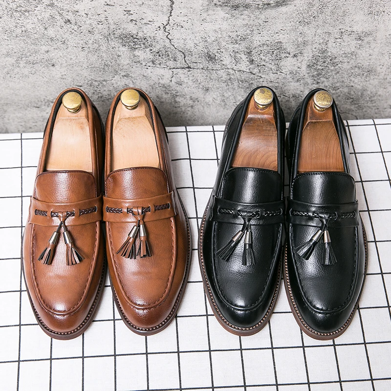 Mocassins pour homme | Chaussures élégantes à enfiler avec pompon